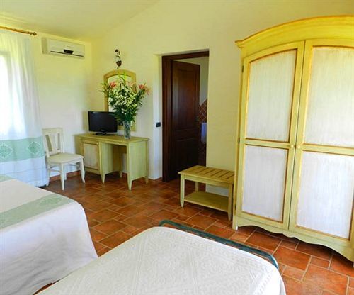 Borgo Alba Barona Turismo Rurale 3*